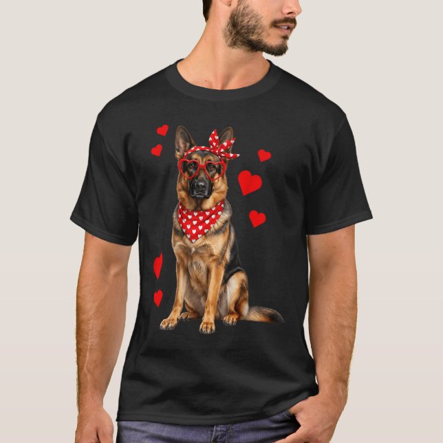 German Shepherd Valentines Day Dog Lover Heart  T Shirt (Framsida)