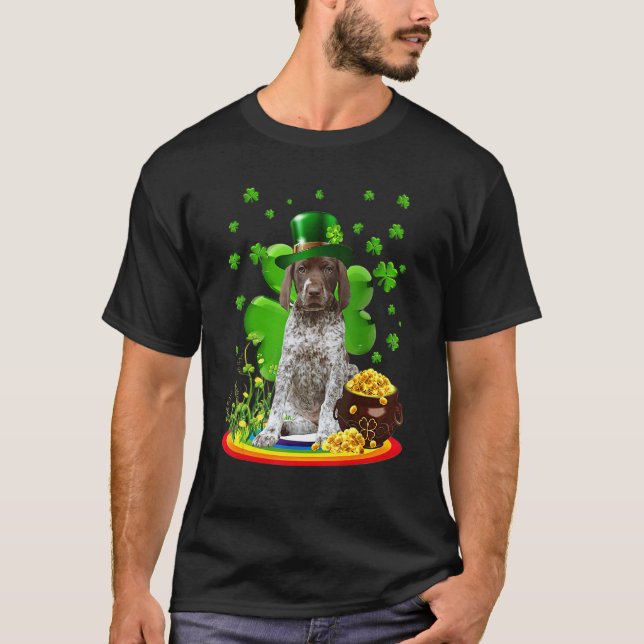 German Shorthaired Pointer Dog Shamrock St Patrick T Shirt (Framsida)