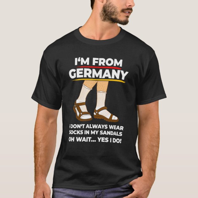 Germany Emigrant Typical German Socks Sandals T Shirt (Framsida)