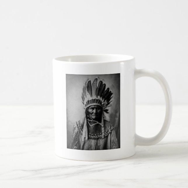 Geronimo i Head Dress Native American Hero Kaffemugg (Höger)