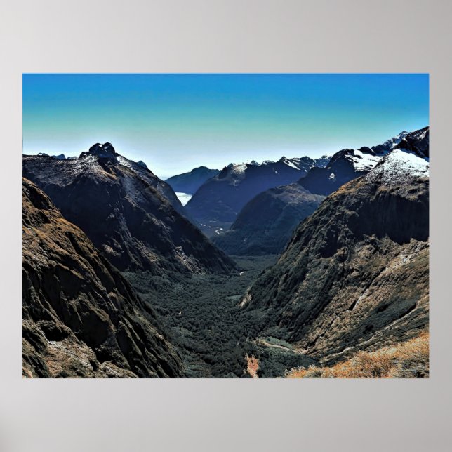 Gertrude Saddle Poster (Framsidan)