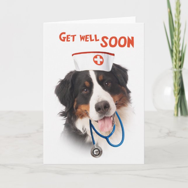 Get well card with dog with a nurse outfit kort (Framsida)