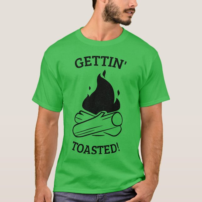 Gettinoasted Camping funny T Shirt (Framsida)