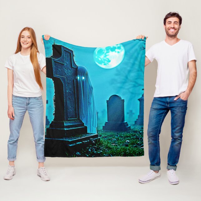 Ghodyst Figur i en Graveyard-design Fleecefilt (På plats)