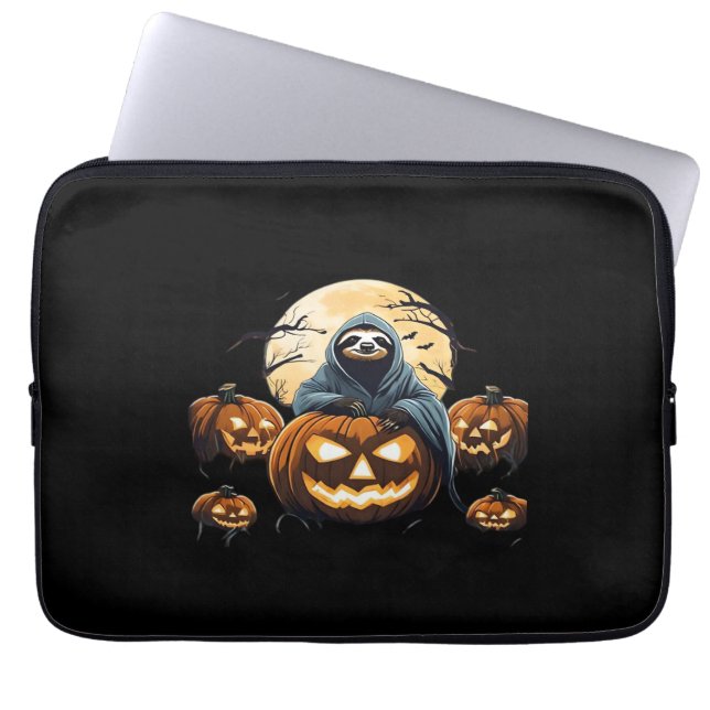 Ghodyst Sloths Midnight Haunt Classic T-Shirt Laptop Fodral (Framsidan)