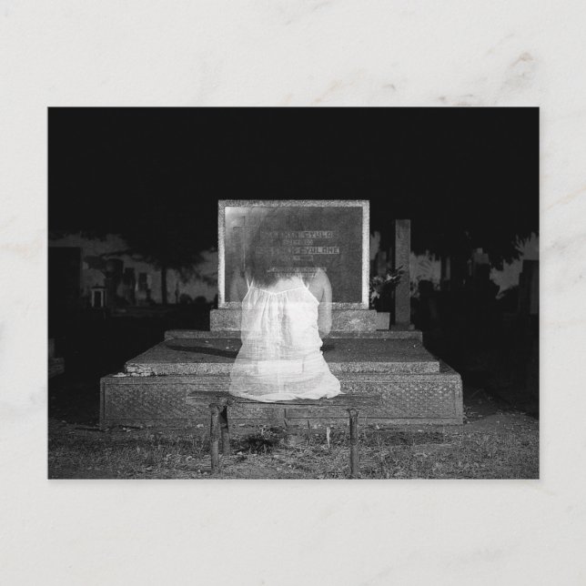 Ghost Cemetery Mörk Horror Halloween Vykort (Framsida)