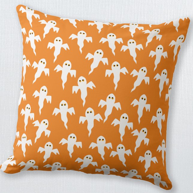 Ghost Halloween-Orange Kudde (Fun little ghosts orange and white throw pillow, perfect for Halloween decor)