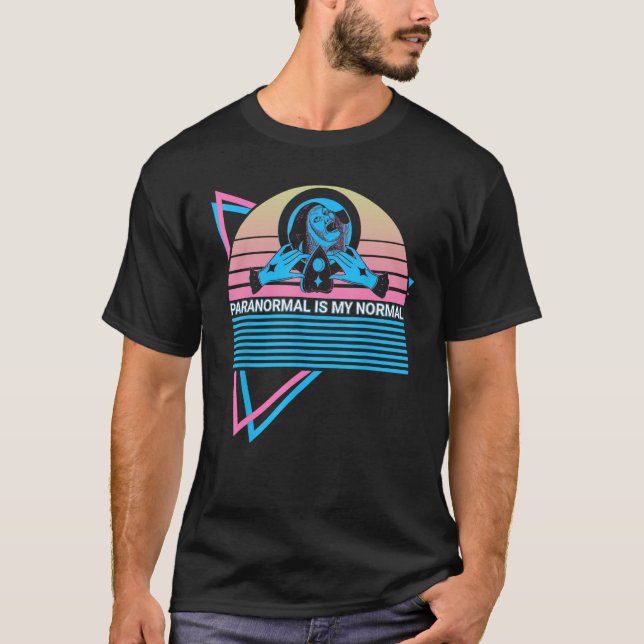 Ghost Hunting Retro Paranormal är min normala T Shirt (Framsida)