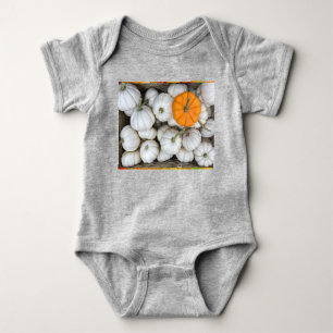 Ghost Pumpkins med en smygande orange en T Shirt