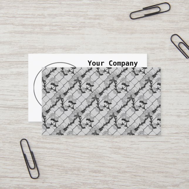 Ghost Ro klättrar i ett kedjelänkstängsel Sömlös P Visitkort (Fram/Back In Situ)