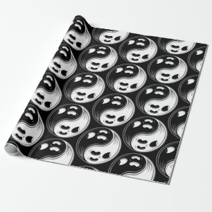 Ghost Yin Yang Black and White Presentpapper