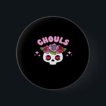 Ghouls vill bara ha en Roligt-notering Knapp<br><div class="desc">Ett lustigt Halloween-citattecken som sprider tjuvjakt. Perfekt för festmöten.</div>