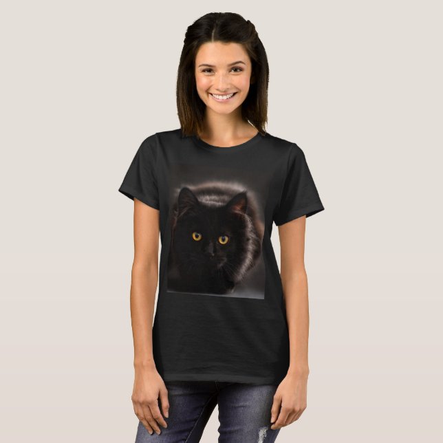 "Giant Black Cat T-shirt (Hel framsida)