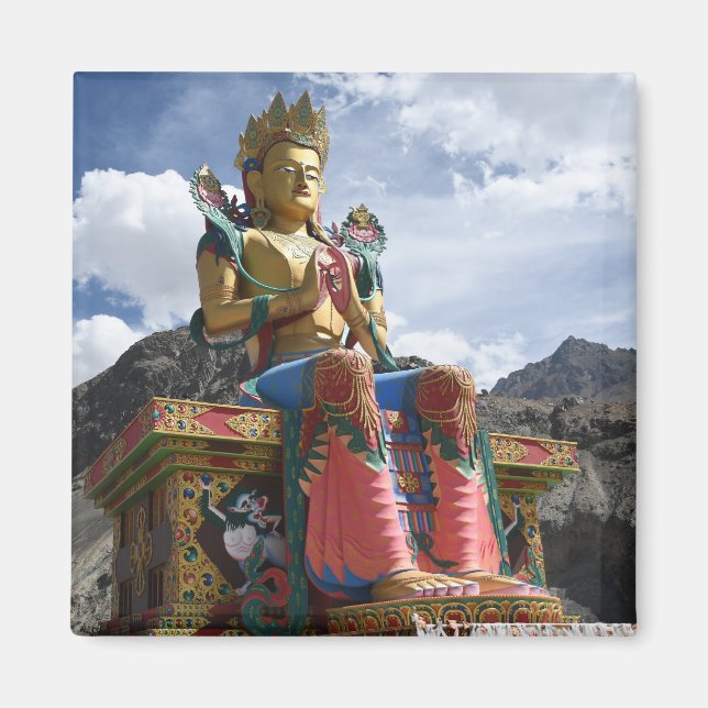 Giant Buddha Statue Magnet (Framsidan)