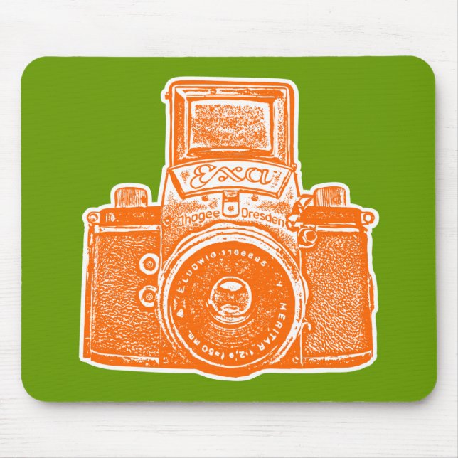 Giant Öster German Camera - Orange, Vit och Grönt Musmatta (Framsidan)