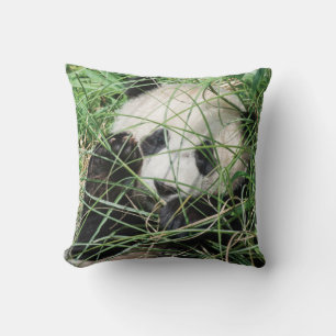 Giant Panda Gömmande gräs Kudde