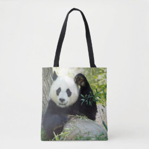 Giant Panda Restoration against Träd Tygkasse