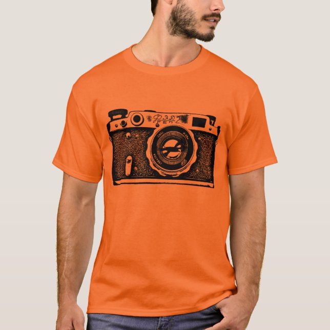 Giant Russian Camera - Black Tee (Framsida)