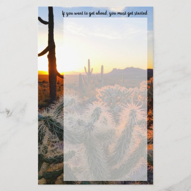 Giant Saguaro Cactus in Sunset in Sonoran Desert Brevpapper (Framsida)