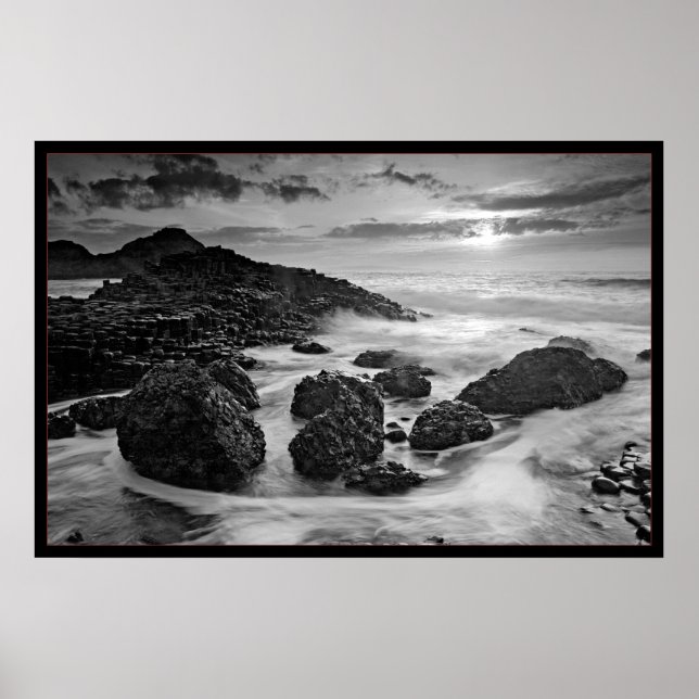 Giants Causeway B&W Poster (Framsidan)