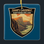 Giants Causeway Northern Ireland Travel Vintage<br><div class="desc">Giants Causeway-vektorkonst design. Giants Causeway är ett område med omkring 40 000 sammanflätande basaltpelare,  som är resultatet av ett gammalt vulkanfiskekuption.</div>