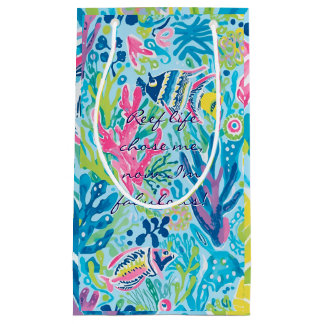 Gift bag in stylish graphic