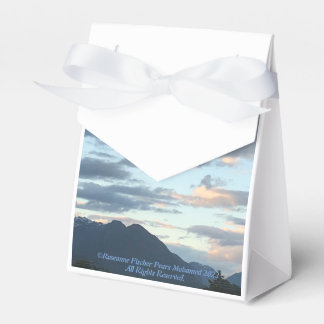 Gift Box (MountainView #1) RFPMDesigns ©️ 2022 Presentaskar