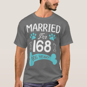 Gift i 160 Hund 24:e Bröllop-årsdagen T Shirt