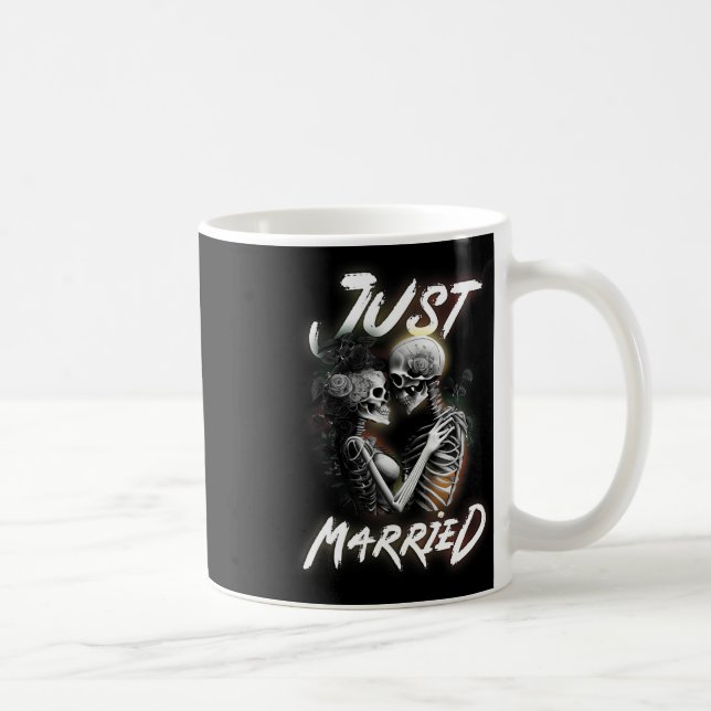 Gift med Halloween Skeleton Bride och Groom Bröllo Kaffemugg (Höger)