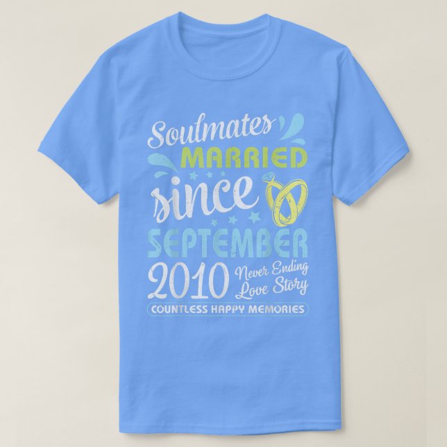 Gift sedan september 2010 och slutar aldrig 12 år  t shirt (Design framsida)