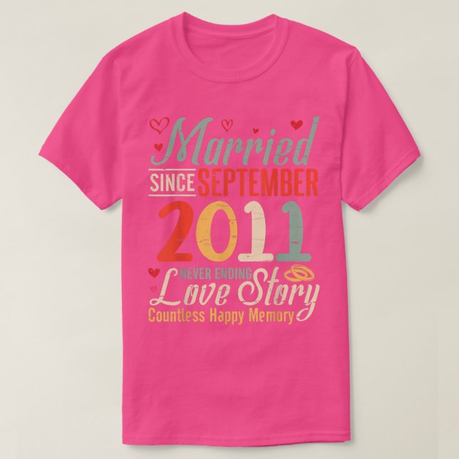 Gift sedan september 2011 aldrig slutande kärleksh t shirt (Design framsida)