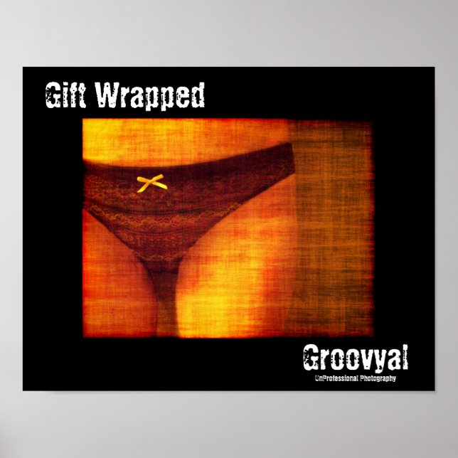 Gift Wrapped Poster (Framsidan)