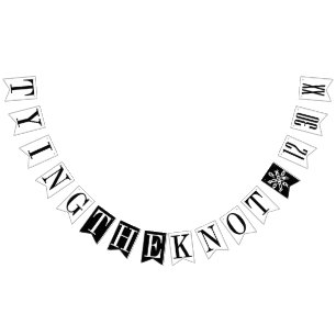 GIFTER SIG: ANPASSNINGSBAR DATE Black & White Bröl Vimplar