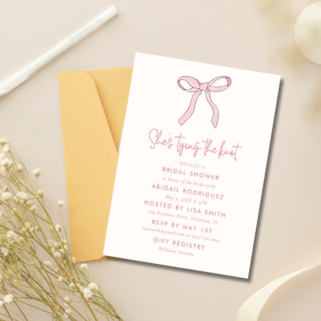 Gifter sig Möhippan Coquette Bow Inbjudningar (Tying the Knot Coquette Bow Bridal Shower Invitation)