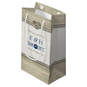 Gifter sig Rustic Beach Wedding