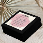 Giftermål Frieri Idea - Ro Keepsakebox Smyckeskrin<br><div class="desc">Tittar du för en mycket unik giftermål-frieri idé? Det här är allt. Den här fantastiska nyckelrutan har ett mjukt foto av röd ros i en säng av ro-petaler. Du kan anpassa den här giftermål-frieri nyckelrutan med din flickväns namn och din giftermål frieri, eller så kan du behålla giftermål redan frieri...</div>
