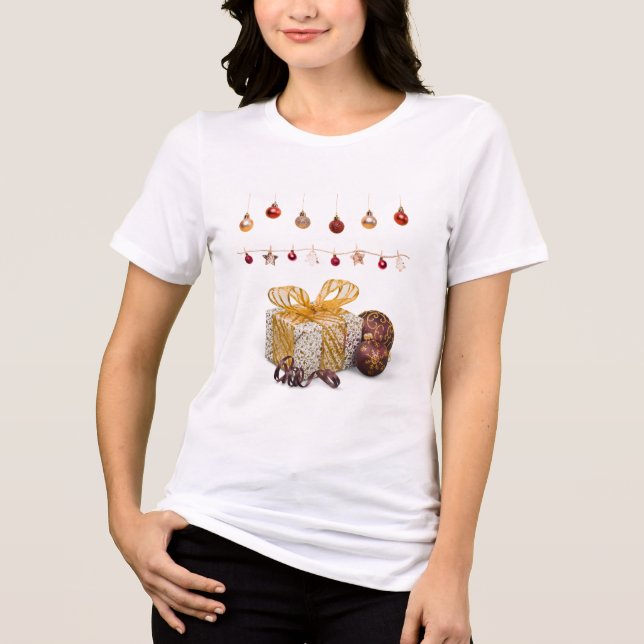 Gifts and Baubles T Shirt (Framsida)