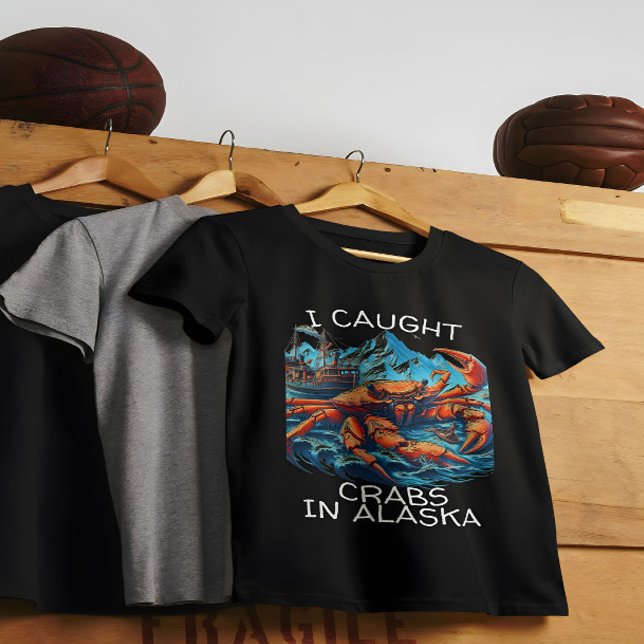 Gigantic Kung Crabs Dutch Harbor T Shirt (Skapare uppladdad)