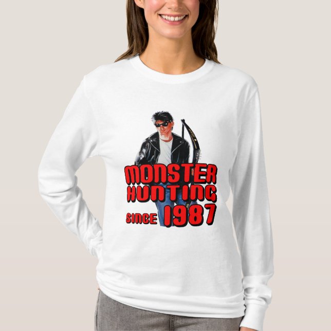Gigantisk jägare tee shirt (Framsida)