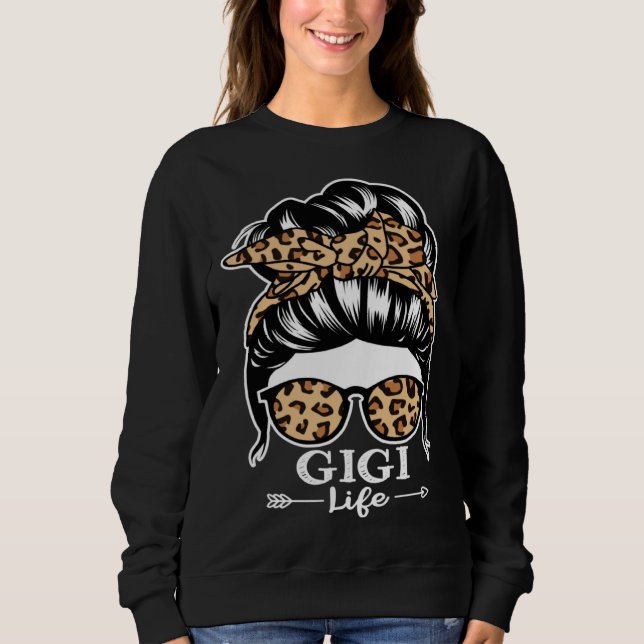 Gigi Life Messy Bun Hair  Gigi Leopard T Shirt (Framsida)