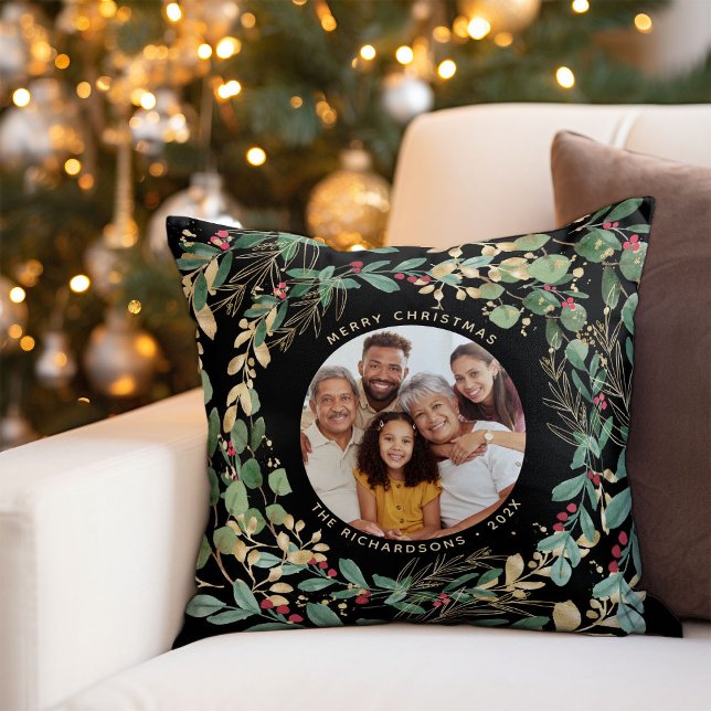 Gilded Greenery Black | God jul med foto Kudde (An elegant, modern pillow for the holidays with faux gold accents and your family photo)