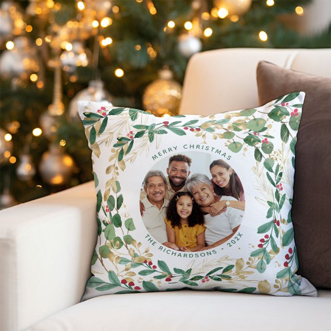 Gilded Greenery White | God jul med foto Kudde (An elegant, modern pillow for the holidays with faux gold accents and your family photo)