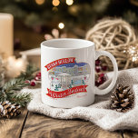 Gilmore Girls | Stars Hollow Winter Festival Kaffemugg<br><div class="desc">Fira Stars Hollows vintern med den här fantastiska Winter Festival-designen. Med byggnad,  ljus och festliga dekorationer som täckts av snö,  ger detta konstverk liv åt den varma och samhälleliga andan i stadens julhelg.</div>