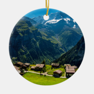 Gimmelwald i schweizisk alperna - Schweitz Julgransprydnad Keramik