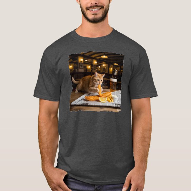 Ginger Cat stjäl fisk! T Shirt (Framsida)