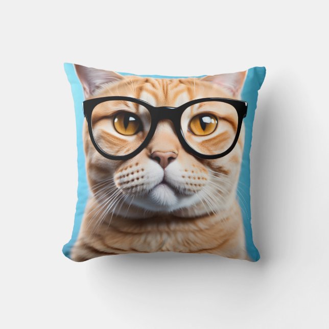 Ginger Cat Wearing Glasses Kudde (Framsida)