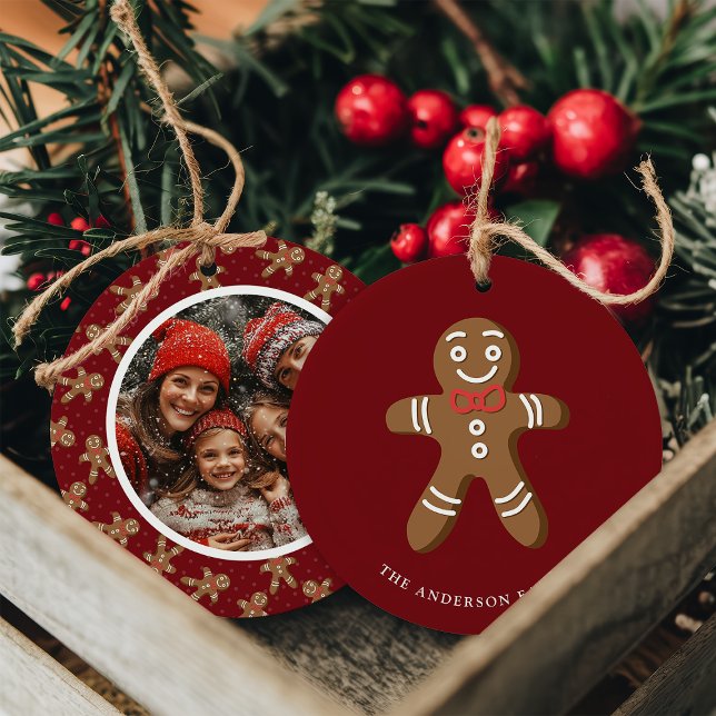 Gingerbread Man Röd Prickig Jul Foto Julgransprydnad Keramik (Skapare uppladdad)