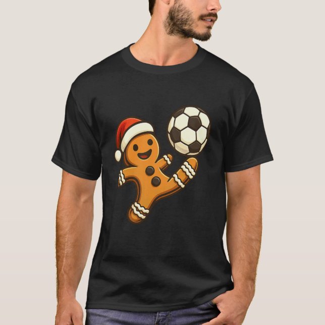 Gingerbread Man Spelar Fotboll Rollig Jul T-Shirt (Framsida)
