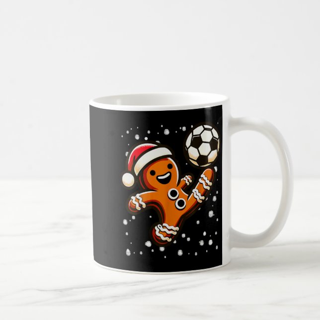 Gingerbread Plays Soccer Bicycle Kick, Cookie Chri Kaffemugg (Höger)