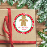 Gingertea Girl Kids Gift Märkre julklapp Runt Klistermärke<br><div class="desc">Den här juldesignen har vår söta lilla gingerbrödflicka accentuerad med delikat snöflingor! Klicka på knappen Anpassa om du vill ha mer flexibilitet när du lägger till/ändrar text och/eller bilder! Det finns både variationer i denna design och samordnade produkter i vår butik, zazzle.com/store/doodlelulu. Kontakta oss om du behöver den här designen...</div>